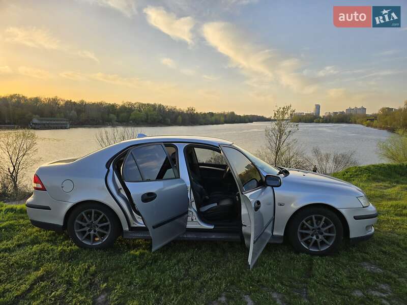 Седан Saab 9-3 2005 в Киеве