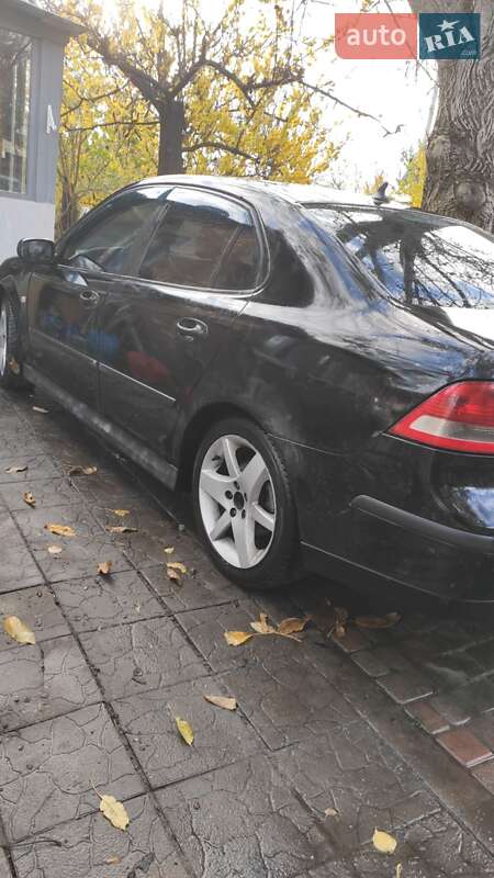 Седан Saab 9-3 2005 в Дымере