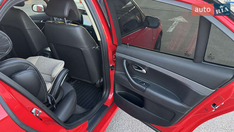 Седан Saab 9-3 2010 в Ровно фото 37 Седан Saab 9-3 2010 в Ровно