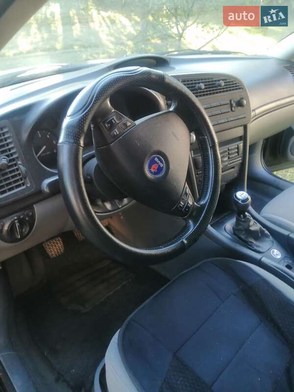 Седан Saab 9-3 2003 в Дубовом