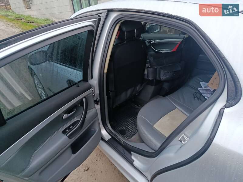 Седан Saab 9-3 2005 в Золочеві фото 10 Седан Saab 9-3 2005 в Золочеві