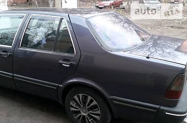 Седан Saab 9000 1988 в Мариуполе