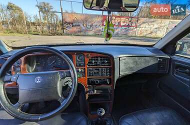 Хэтчбек Saab 9000 1992 в 