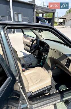 Ліфтбек Saab 9000 1993 в Шумську