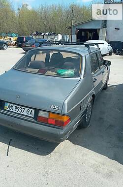 Седан Saab 900 1989 в Харькове