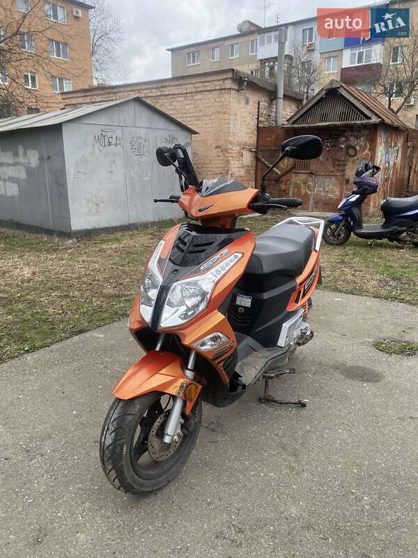 Макси-скутер Sachs SX1 2023 в 
