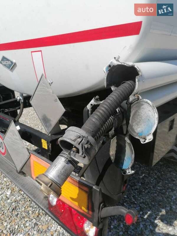 Цистерна полуприцеп SACIM SCX 2007 в Днепре