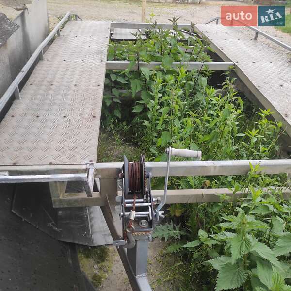 Лафет Sam 2600 2001 в Чопі