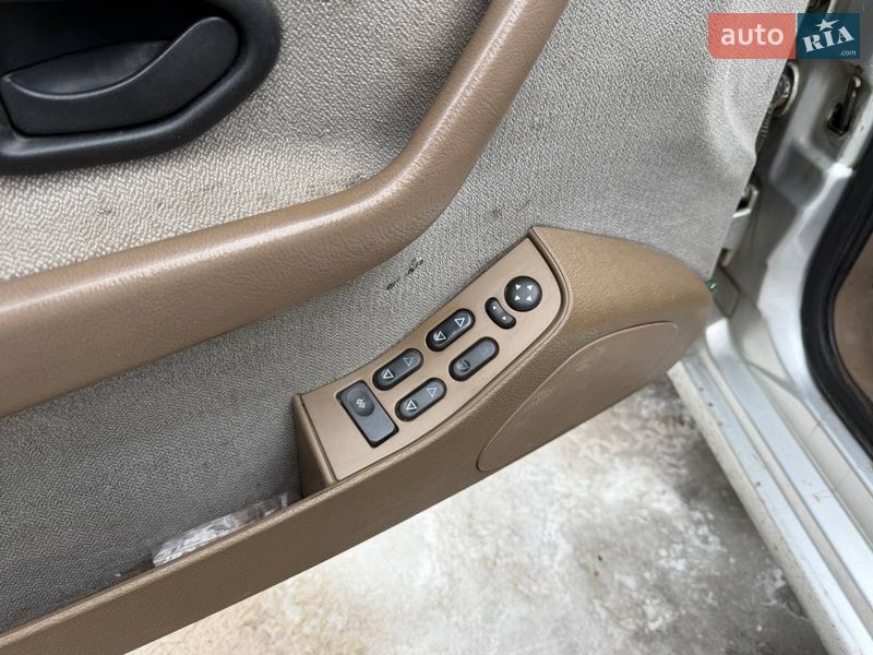 Седан Samand Ikco 2007 в Золотоноше