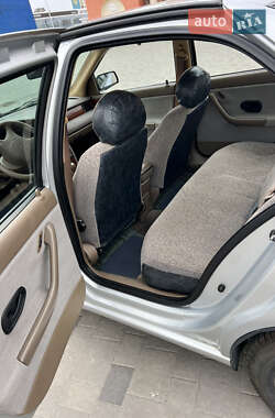 Седан Samand LX 2006 в 