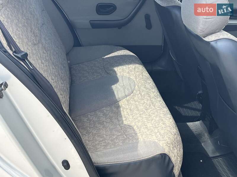 Седан Samand LX 2007 в Хмельницькому фото 27 Седан Samand LX 2007 в Хмельницькому