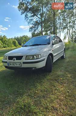 Седан Samand LX 2008 в 