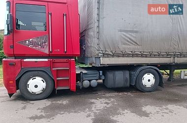 Бортовой полуприцеп Samro Alusam 2002 в Киеве