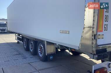 Изотермическая будка Samro CT 26MHPA 2007 в 