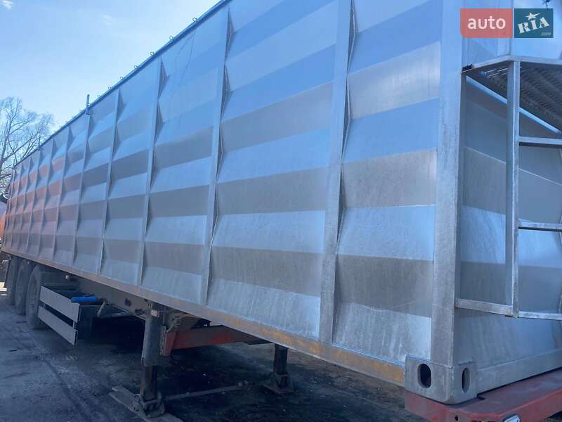 Контейнеровоз полуприцеп Samro Mega 2005 в Конотопе