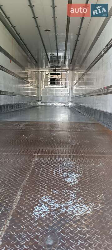 Рефрижератор полуприцеп Samro ST 2003 в Радехове