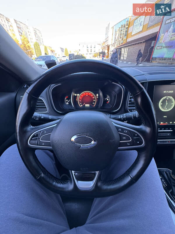 Внедорожник / Кроссовер Samsung QM6 2016 в Ужгороде фото 24 Внедорожник / Кроссовер Samsung QM6 2016 в Ужгороде