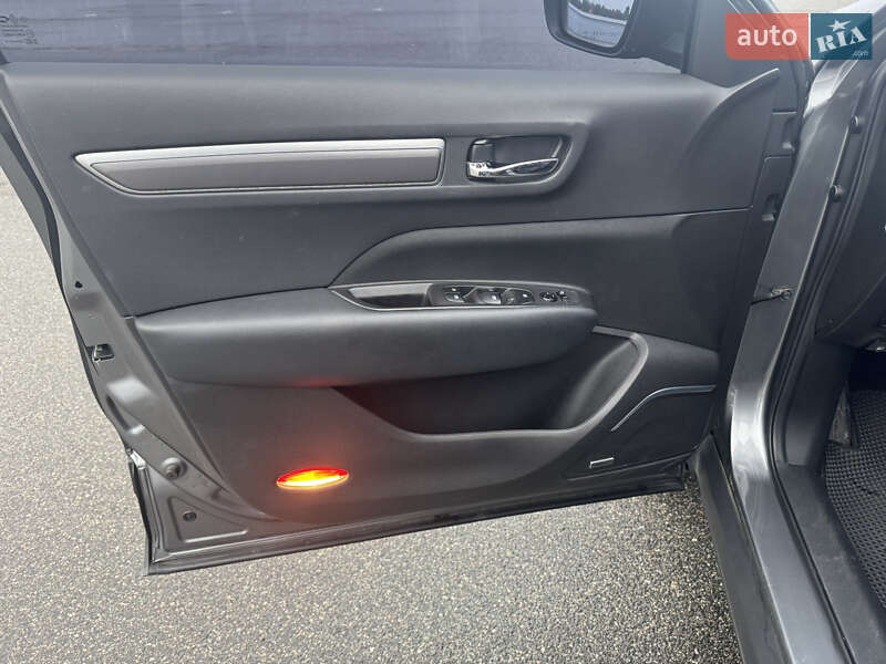 Позашляховик / Кросовер Samsung QM6 2017 в Києві фото 13 Позашляховик / Кросовер Samsung QM6 2017 в Києві