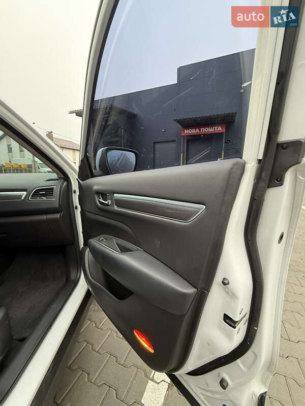 Внедорожник / Кроссовер Samsung QM6 2017 в Виннице