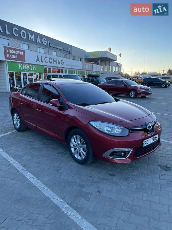 Седан Samsung SM3 2014 в Павлограде