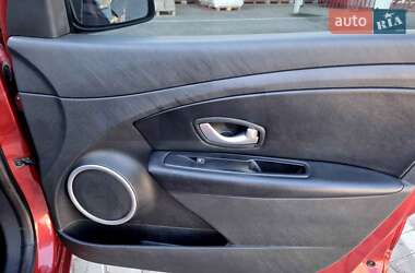 Седан Samsung SM3 2014 в 