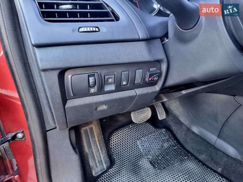 Седан Samsung SM3 2014 в Павлограде