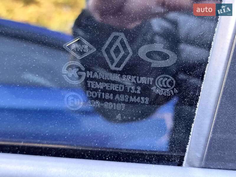 Седан Samsung SM3 2014 в Павлограде