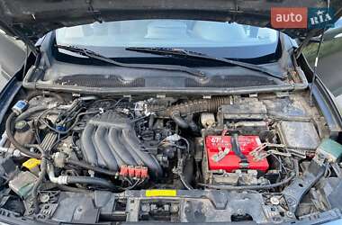Седан Samsung SM3 2014 в 