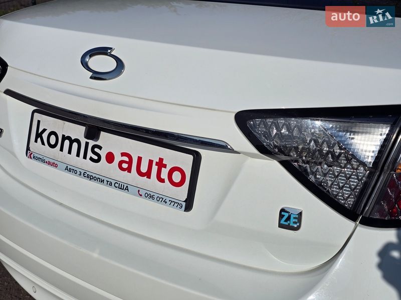 Седан Samsung SM3 2019 в Хмельницком