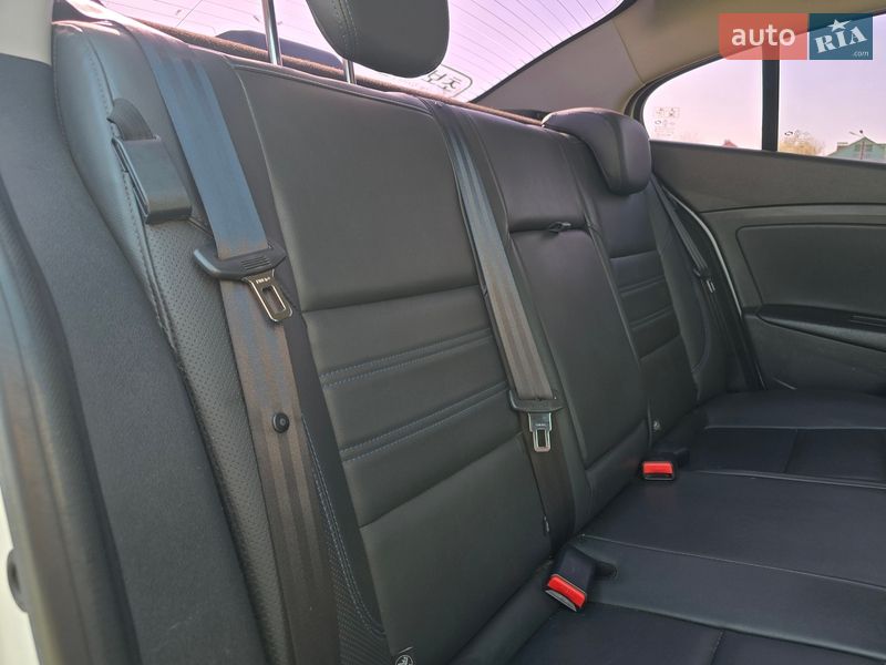 Седан Samsung SM3 2019 в Хмельницком