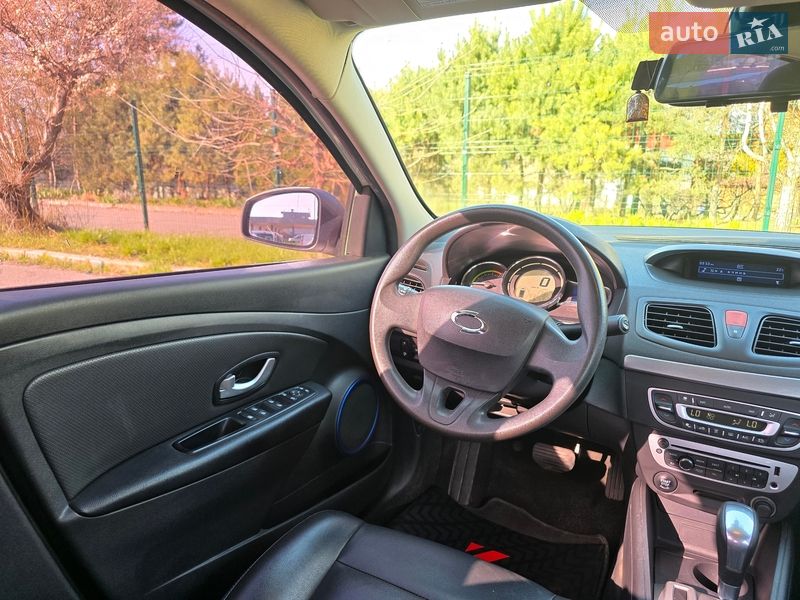 Седан Samsung SM3 2019 в Хмельницком