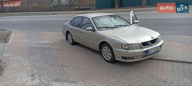 Седан Samsung SM5 2003 в Обухове