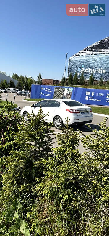 Седан Samsung SM5 2012 в Киеве