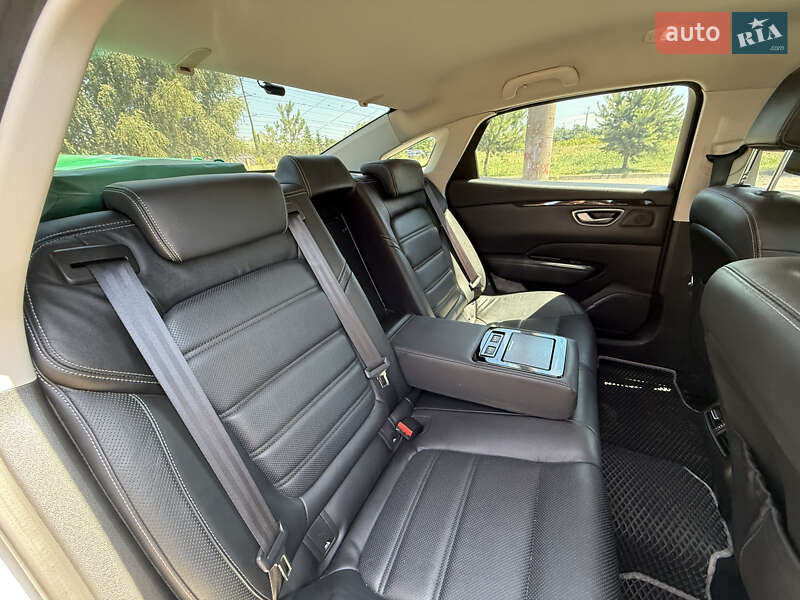 Седан Samsung SM6 2016 в Львові