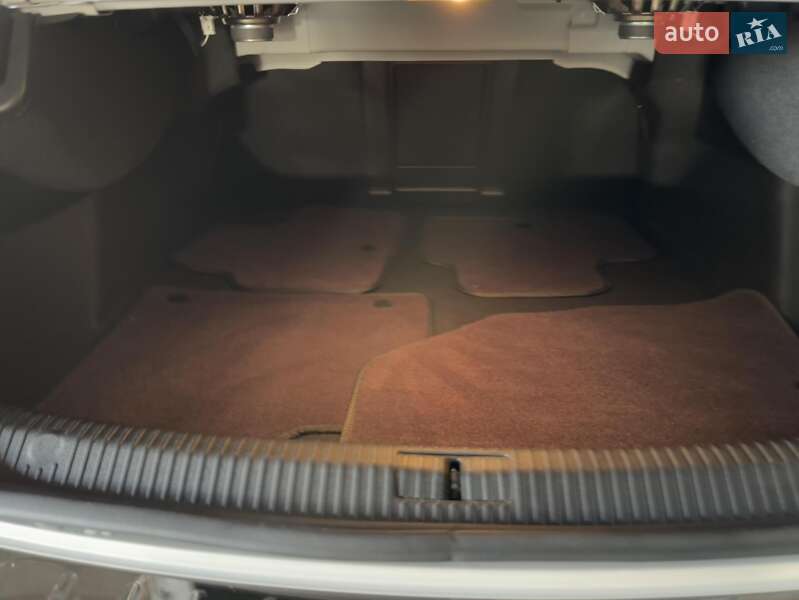 Седан Samsung SM6 2023 в Киеве