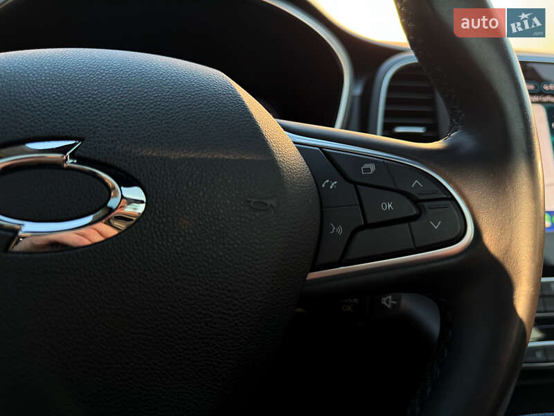 Седан Samsung SM6 2023 в Киеве