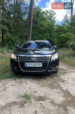 Седан Samsung SM7 2012 в 