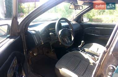Седан Saturn SL 1992 в 