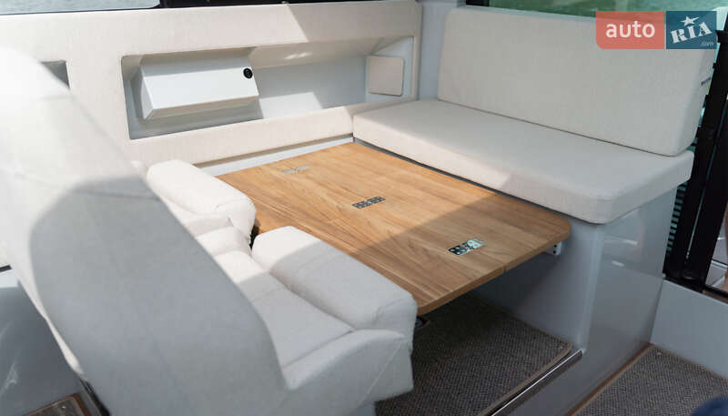 Моторна яхта Saxdor 320 2022 в Одесі