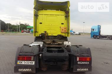 Тягач Scania 114 2000 в 
