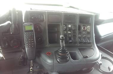 Тягач Scania 114 2000 в 