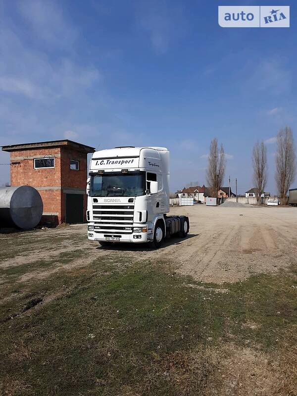 Тягач Scania 114 2002 в Черновцах