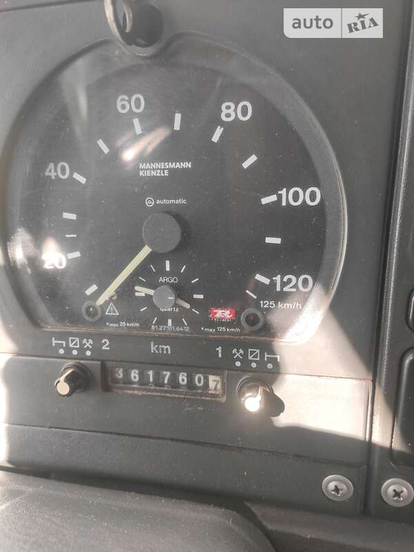 Зерновоз Scania 114 2000 в Золочеве