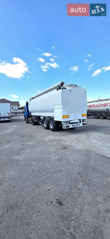 Кормовоз Scania 114 2007 в Запорожье