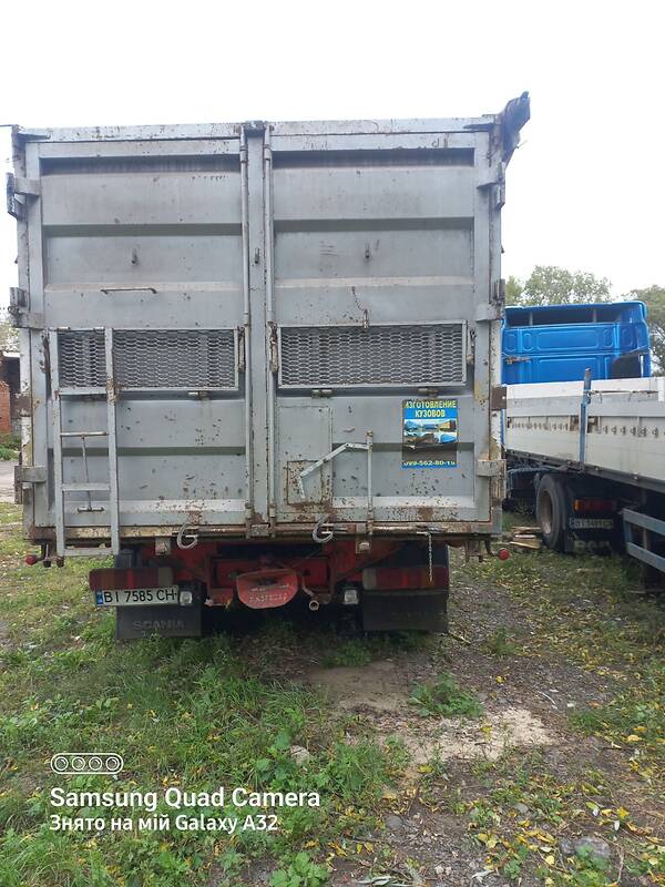 Самосвал Scania 144 1999 в Полтаве