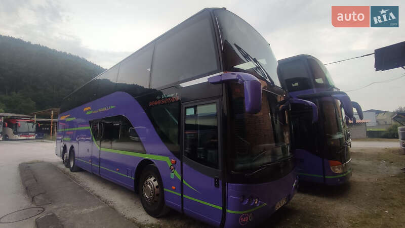 Туристичний / Міжміський автобус Scania CN 2008 в Чернівцях