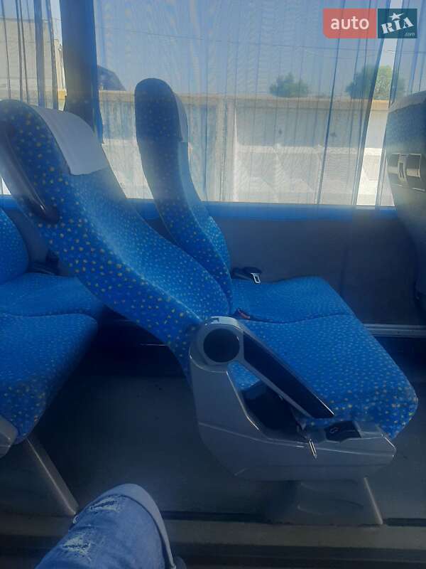 Туристичний / Міжміський автобус Scania Irizar 2000 в Києві