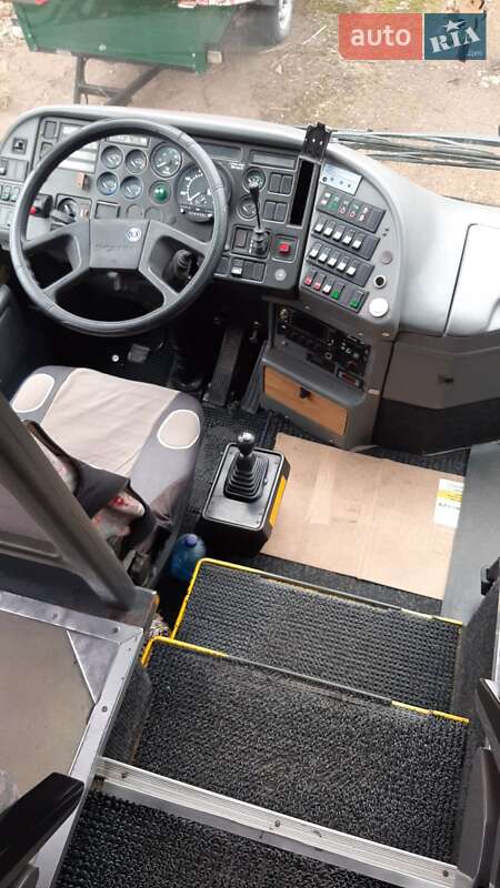 Туристичний / Міжміський автобус Scania K113 1996 в Могилів-Подільському