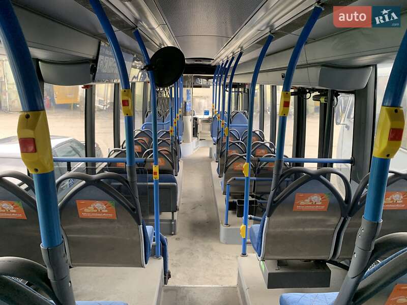 Городской автобус Scania K 2009 в Львове