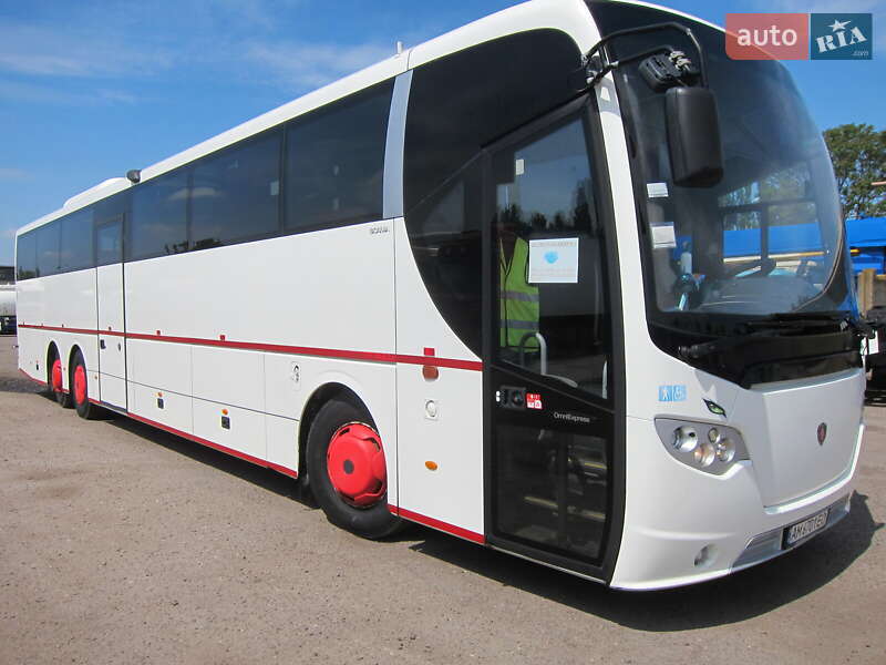 Туристический / Междугородний автобус Scania OmniExpress 2011 в Иршаве